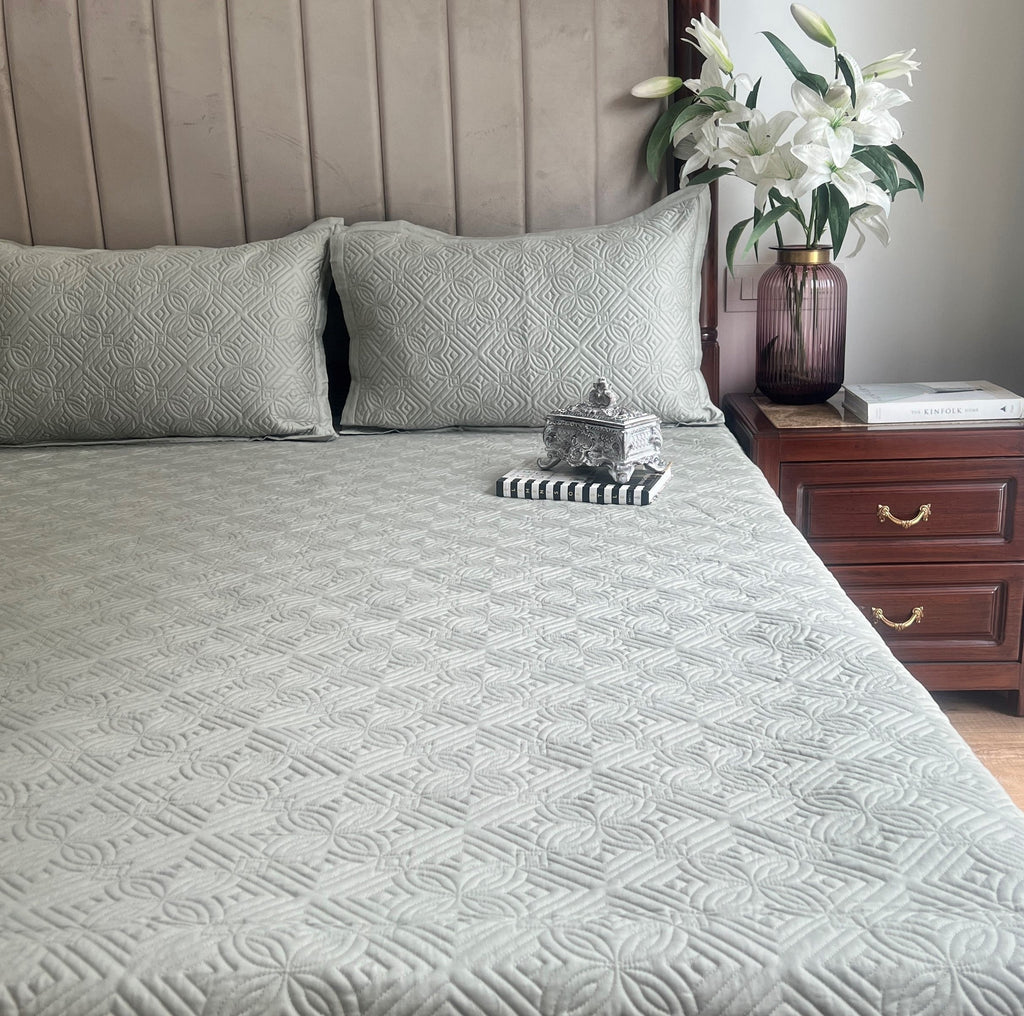 Sadyaska Sage Green Oasis Cotton Reversible 1 Pcs Bedspread