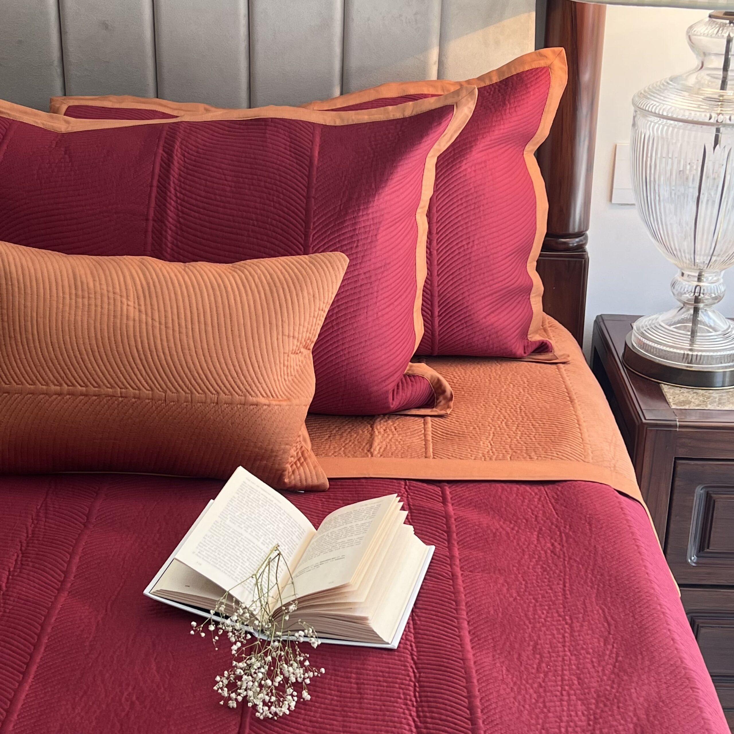 Sadyaska Maroon and Rust Rosette Cotton Reversible 1 Pcs Bedspread