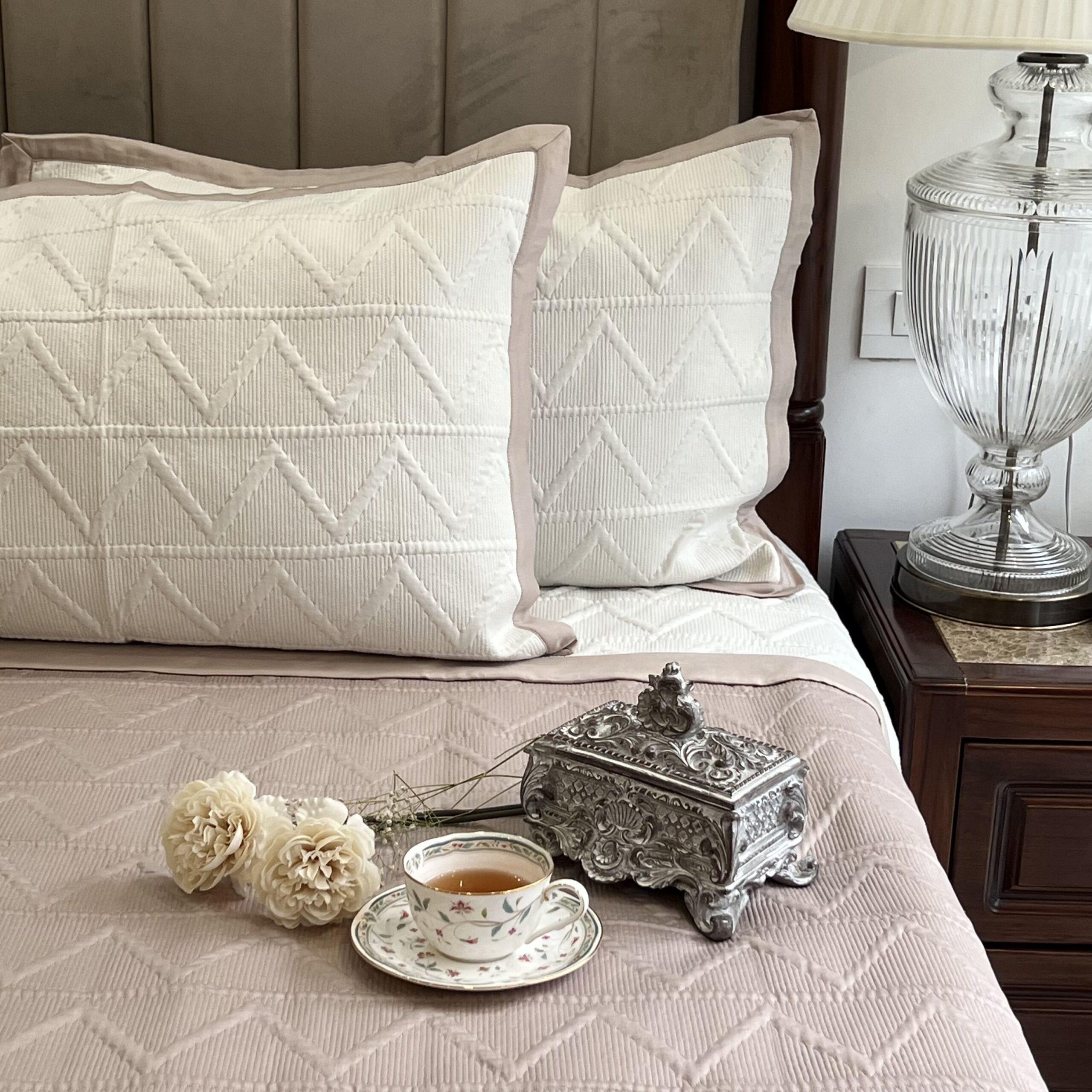 Sadyaska Buff and Ivory Trigon Cotton Reversible 1 Pcs Bedspread