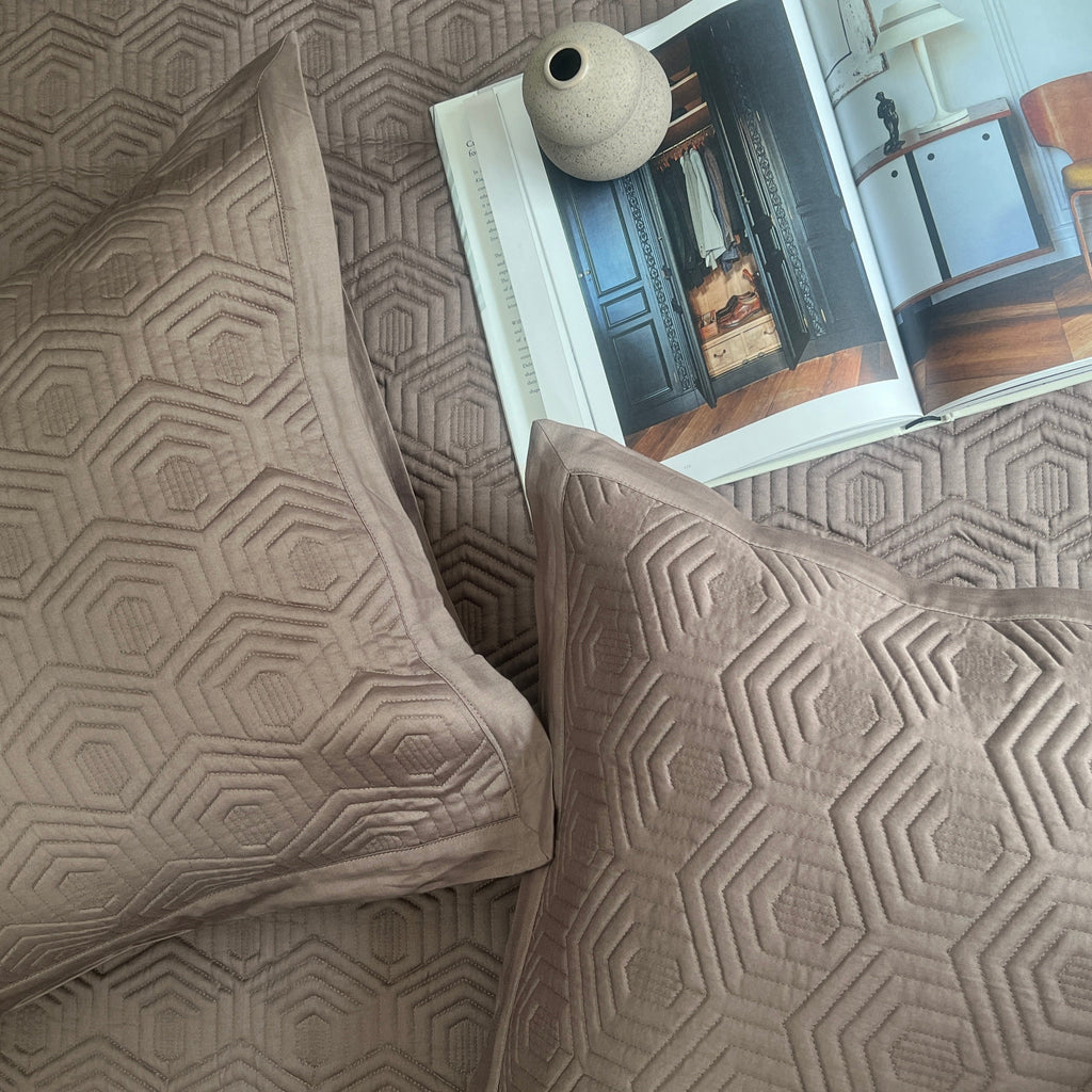 Sadyaska Taupe Zephyr Cotton Reversible 1 Pcs Bedspread