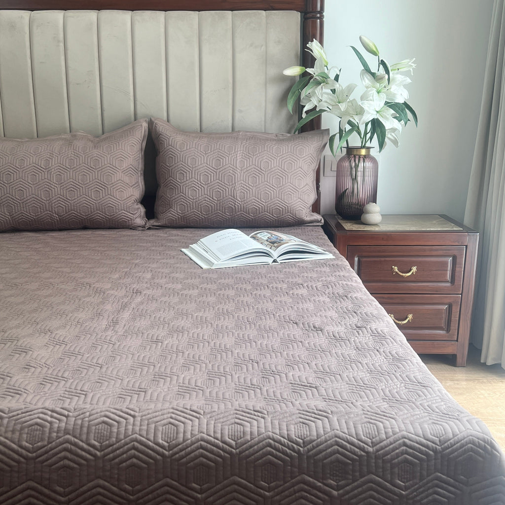 Sadyaska Taupe Zephyr Cotton Reversible 1 Pcs Bedspread