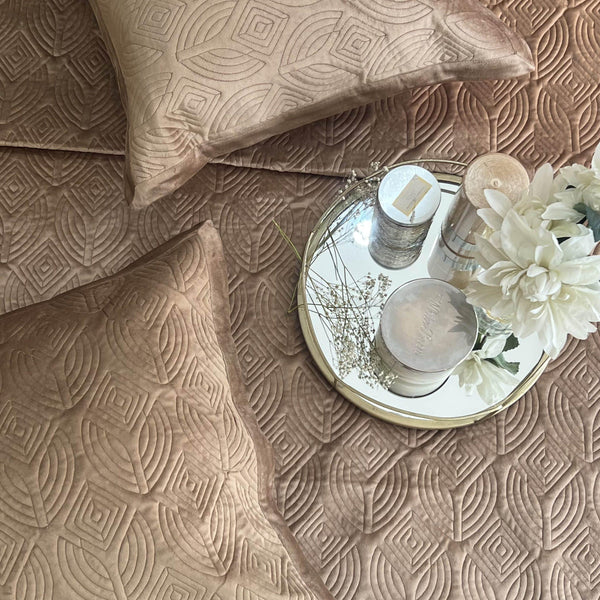 Sadyaska Dolce Camel Velvet 1 Pcs Bedspread