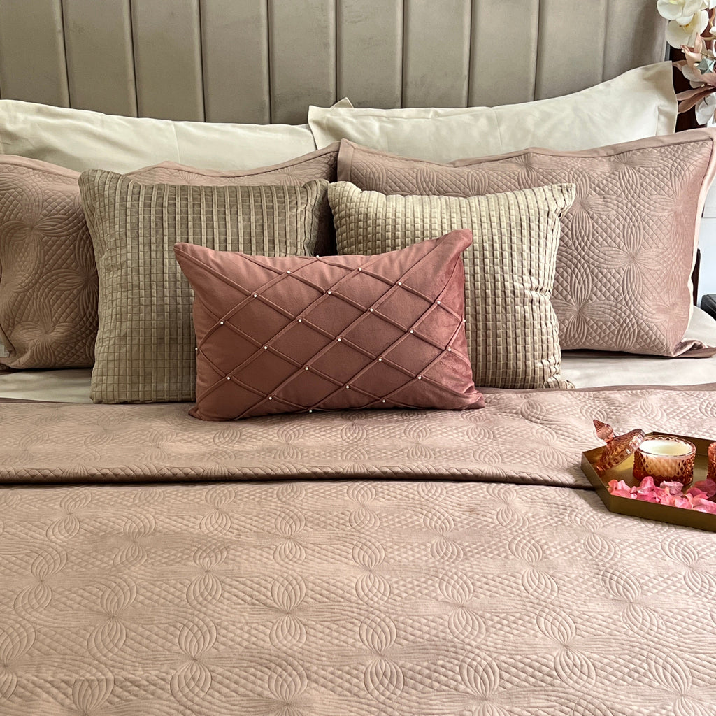 Sadyaska Lindo Buff Velvet 1 Pcs Bedspread