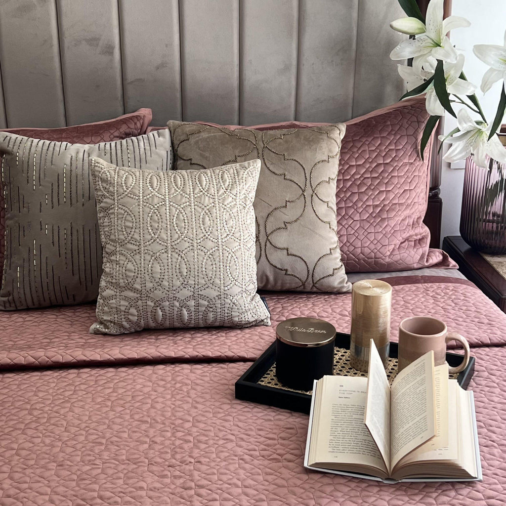 Sadyaska Nouveau Blush Velvet 1 Pcs Bedspread