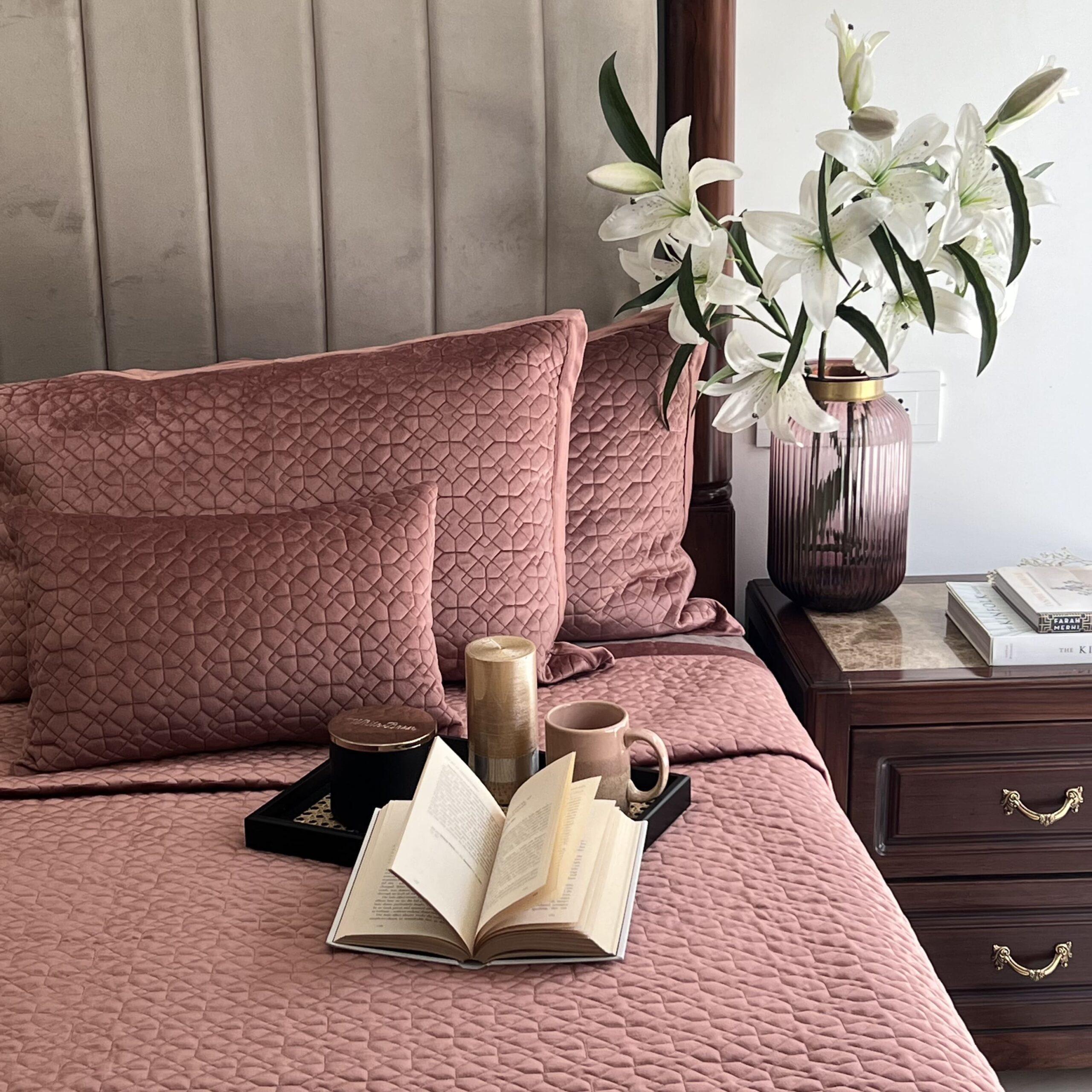 Sadyaska Nouveau Blush Velvet 1 Pcs Bedspread