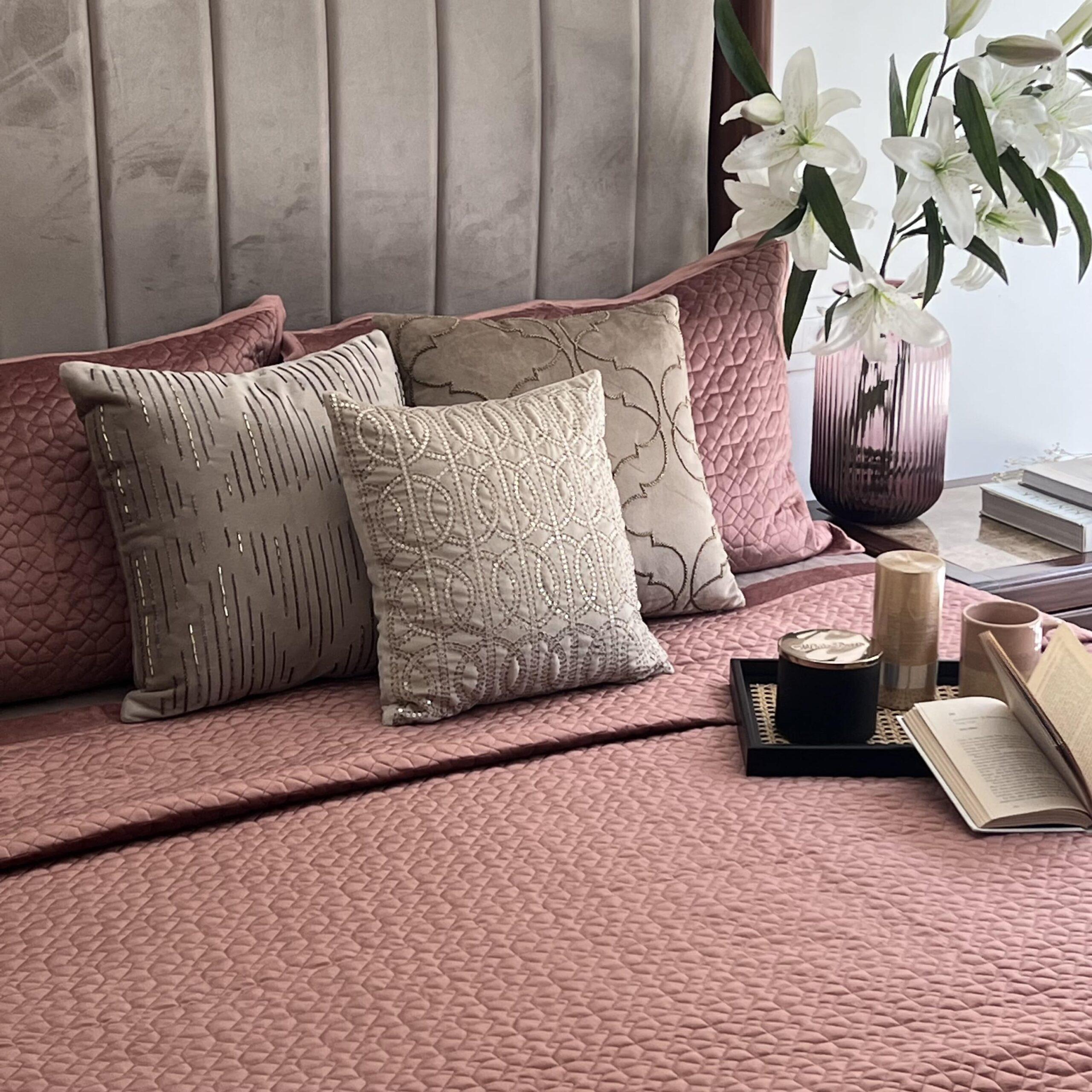 Sadyaska Nouveau Blush Velvet 1 Pcs Bedspread