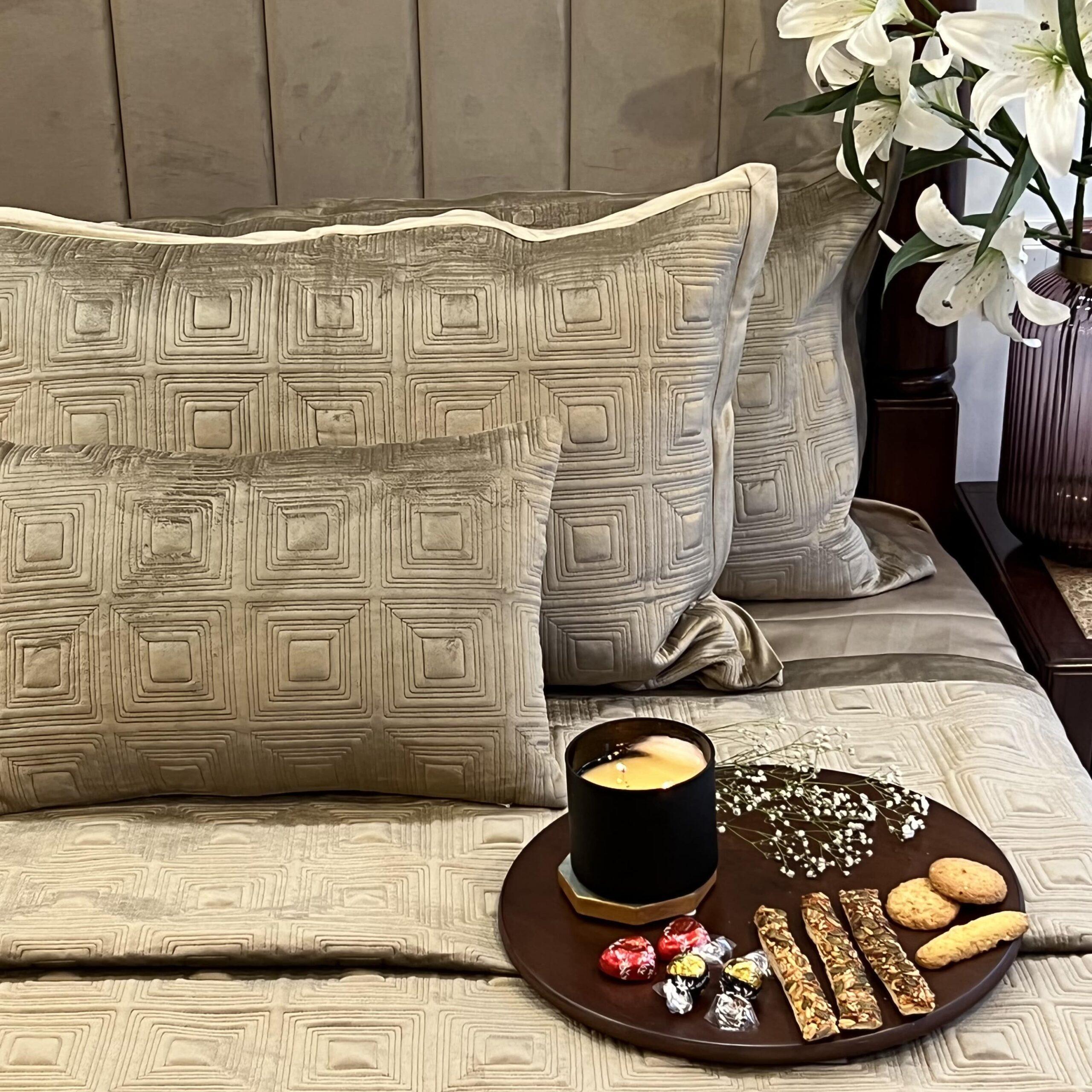 Sadyaska Squared Rose Gold Velvet 1 Pcs Bedspread