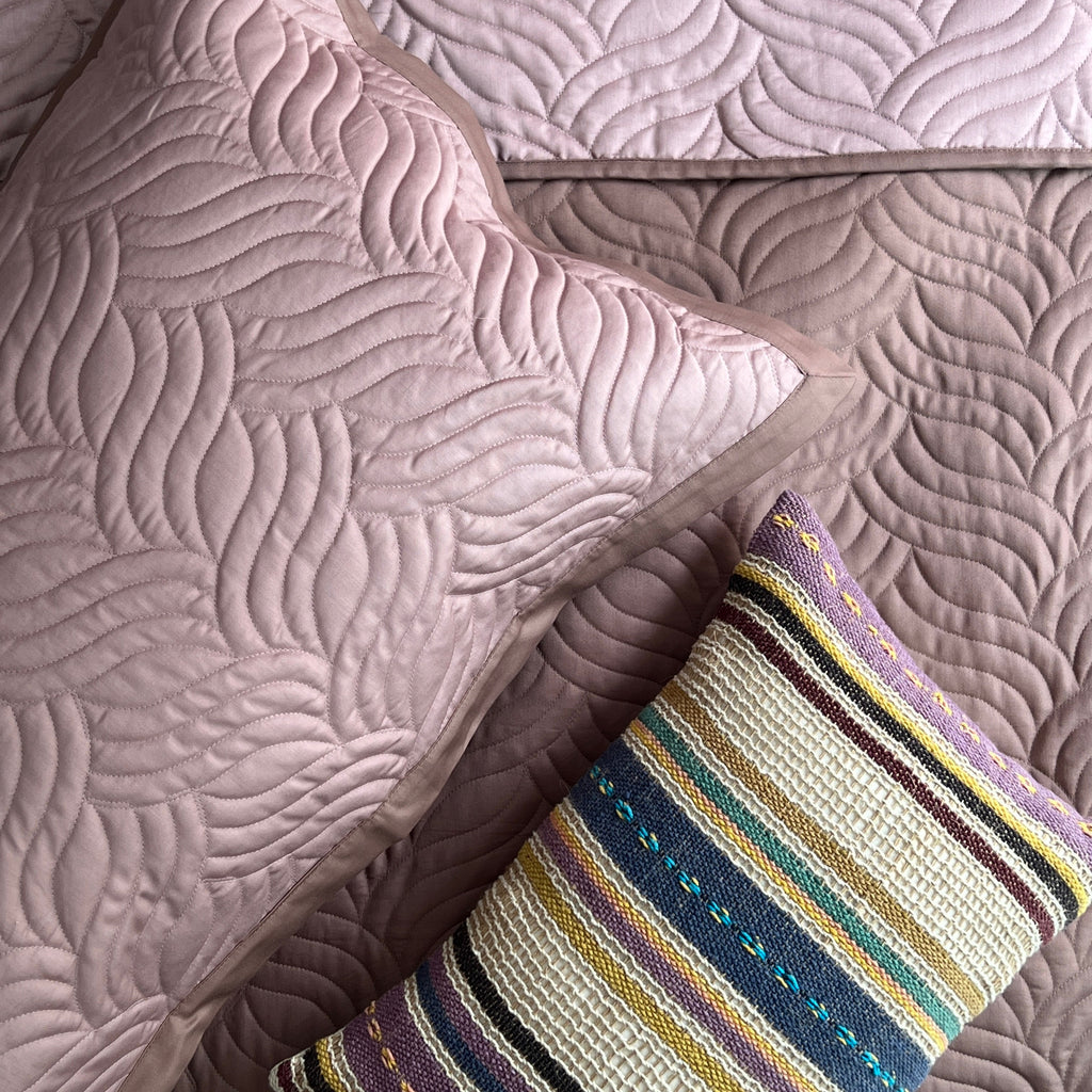 Sadyaska Quilted Brandy Rose and Old Rose Comber Reversible 1 Pcs Bedspread