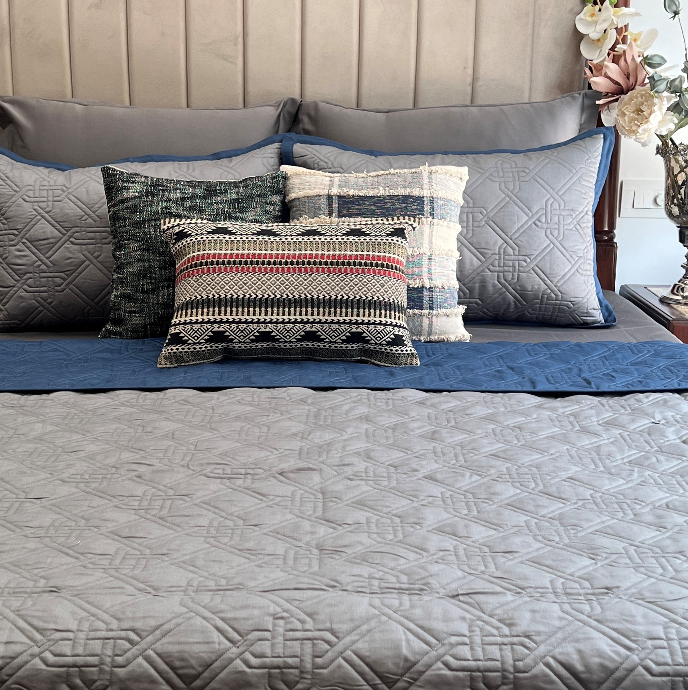 Sadyaska Quilted Navy and Dark Grey Gizmo Reversible 1 Pcs Bedspread