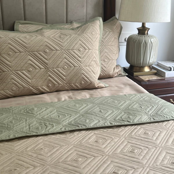 Sadyaska Quilted Forest Green and Sand Ripple Reversible 1 Pcs Bedspread