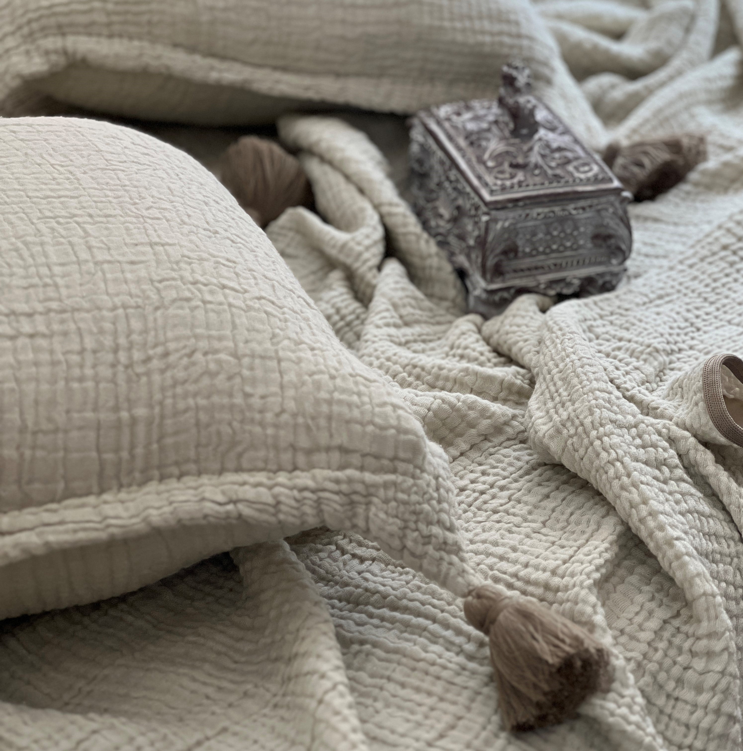 Sadyaska Meraki Sage Woven 1 Pcs Bedspread