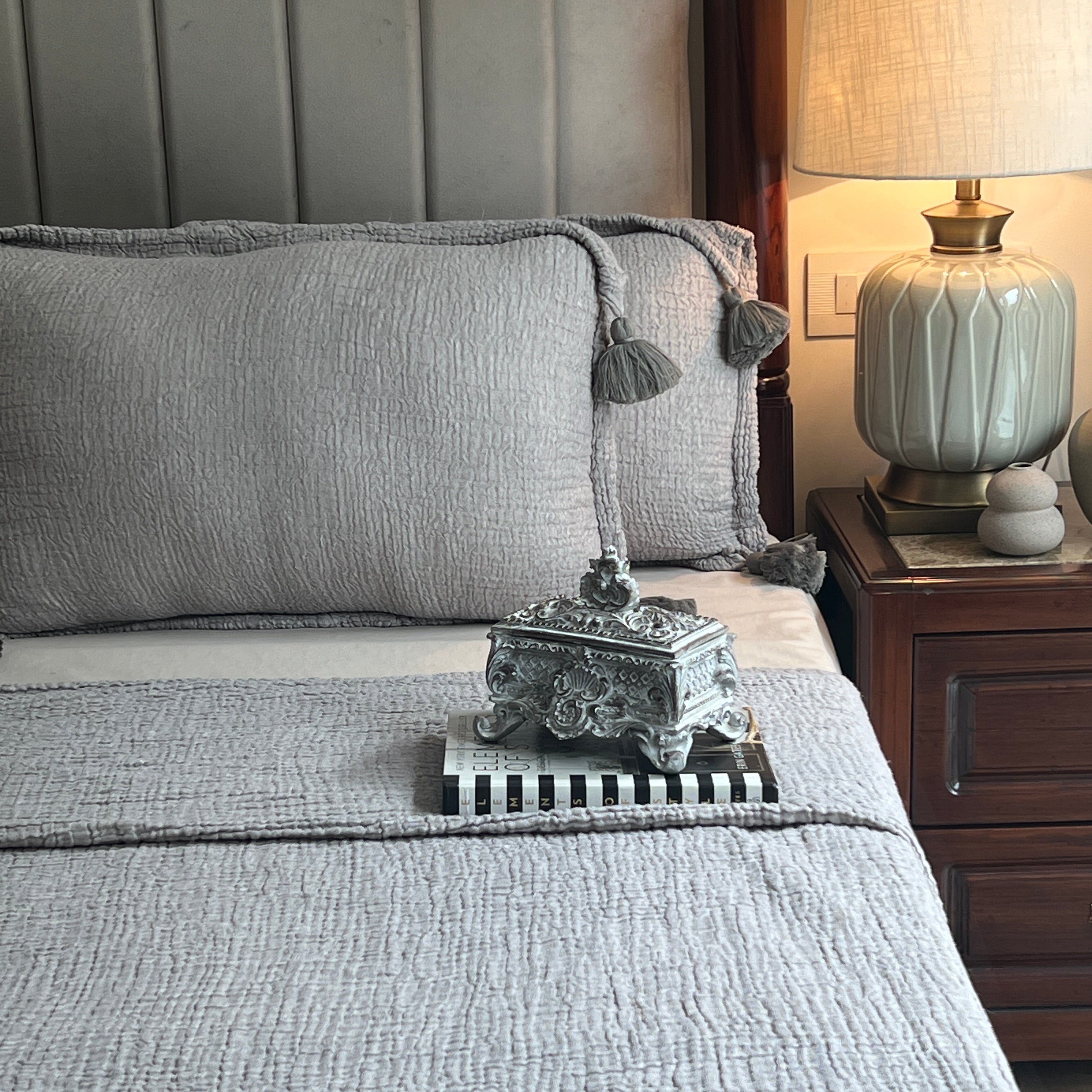 Sadyaska Meraki Slate Woven 1 Pcs Bedspread