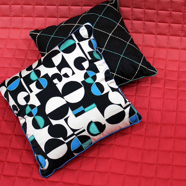 Sadyaska Geometric Digital Printed Designer Black and White Home Decor Digital Pillow Cushion Case 16