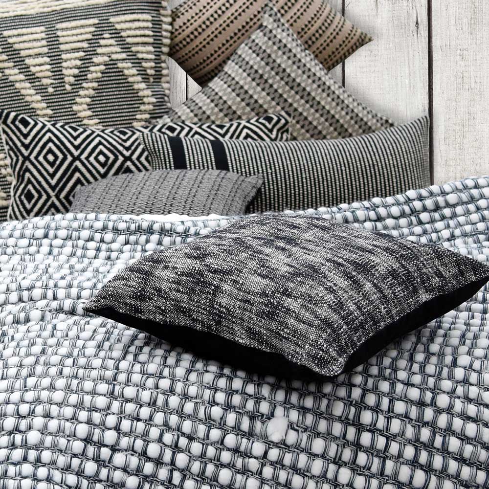 Sadyaska Hand Woven Charcoal Possession Pattern Sofa Garden Dupion 16x16… 1 Pcs Cushion Cover