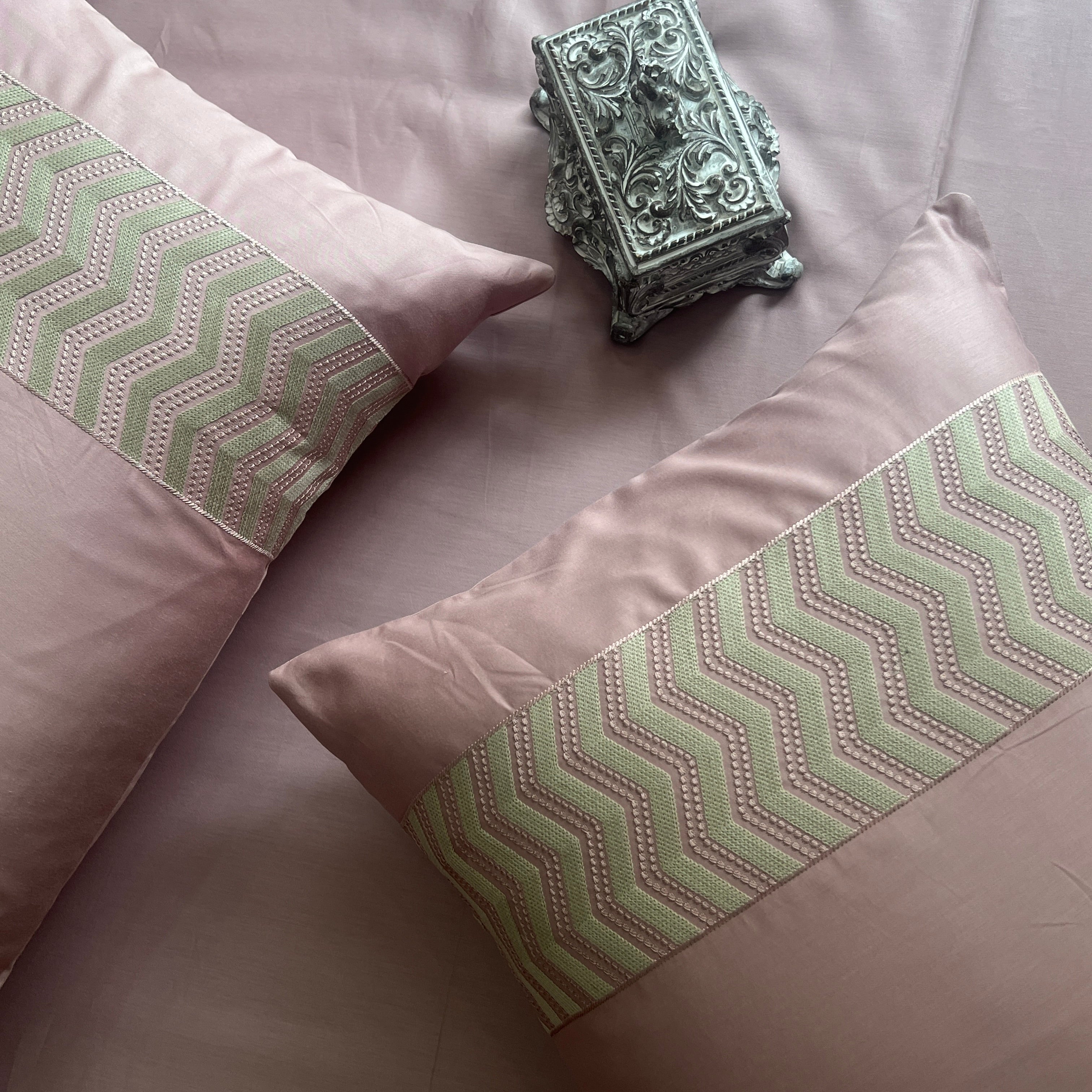 Sadyaska 1000TC Cotton Rich Chevron Old Rose Syona Set 1 Pcs Bedsheet