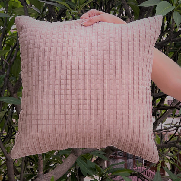 Sadyaska Decorative Bello Onion Pink Velvet 16x16 1 Pcs Cushion Cover