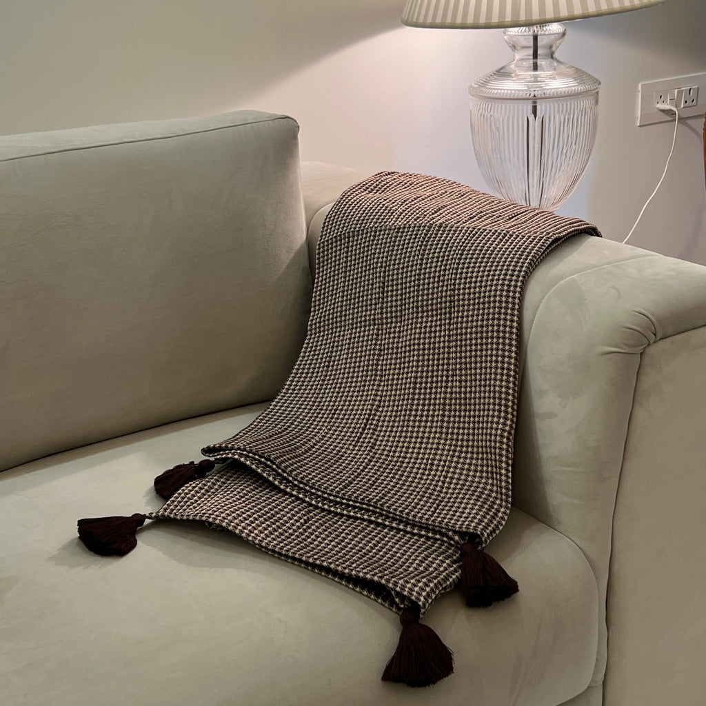 Sadyaska Honeycomb Coffee Woven with Tassels 1 Pcs Throw