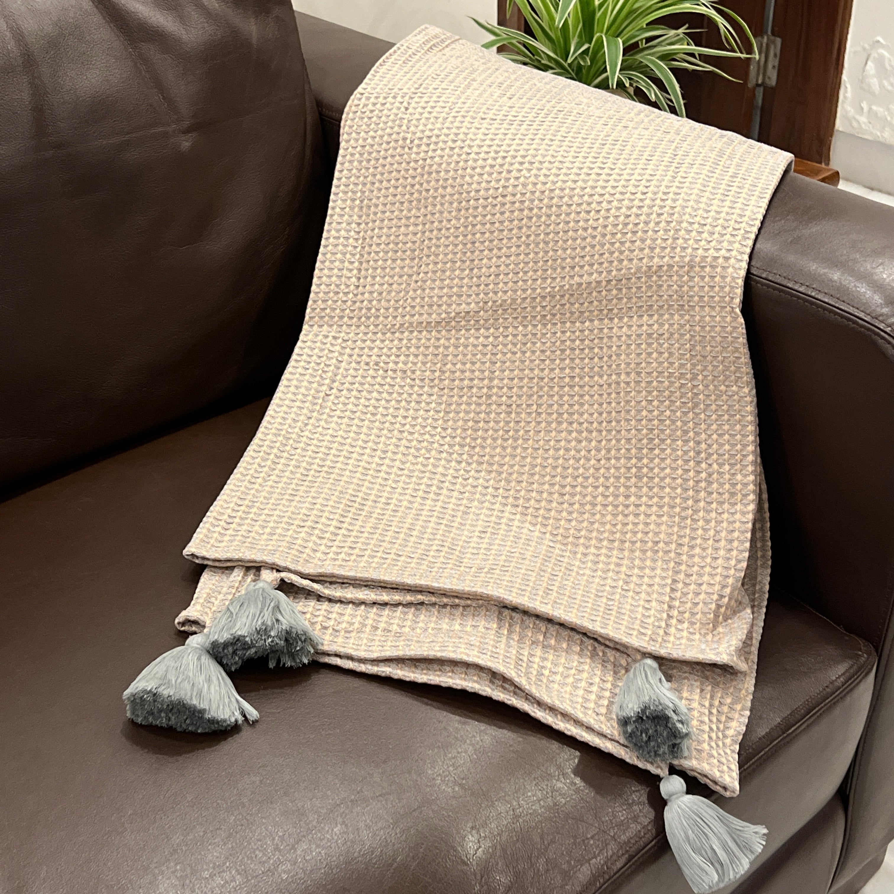 Sadyaska Honeycomb Slate Woven with Tassels 1 Pcs Throw