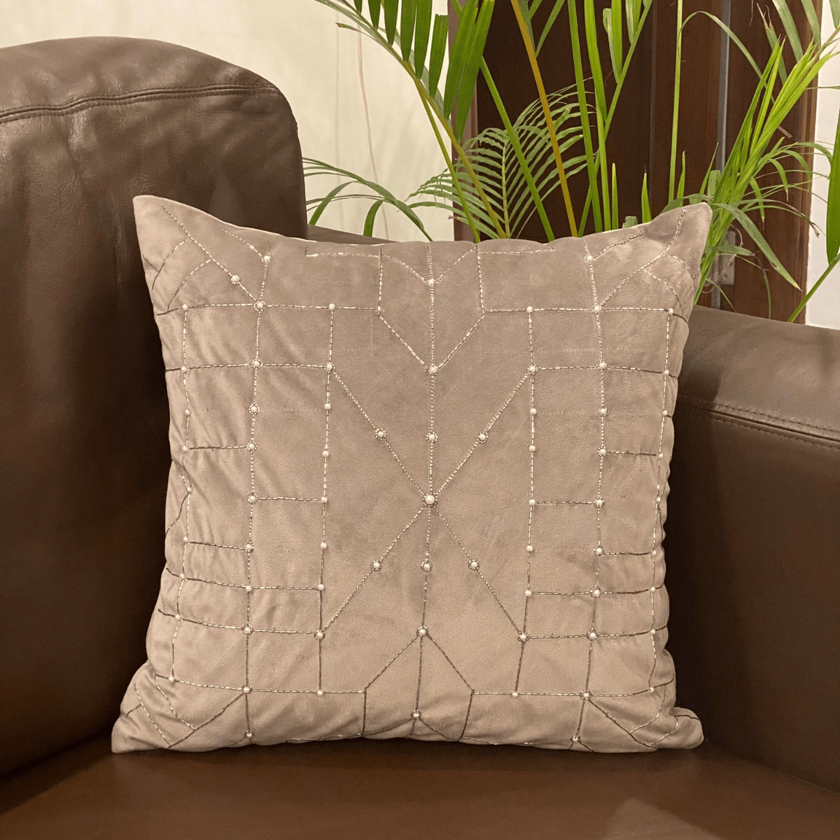 Sadyaska Decorative Scatter Silver Velvet 16x16 1 Pcs Cushion Cover