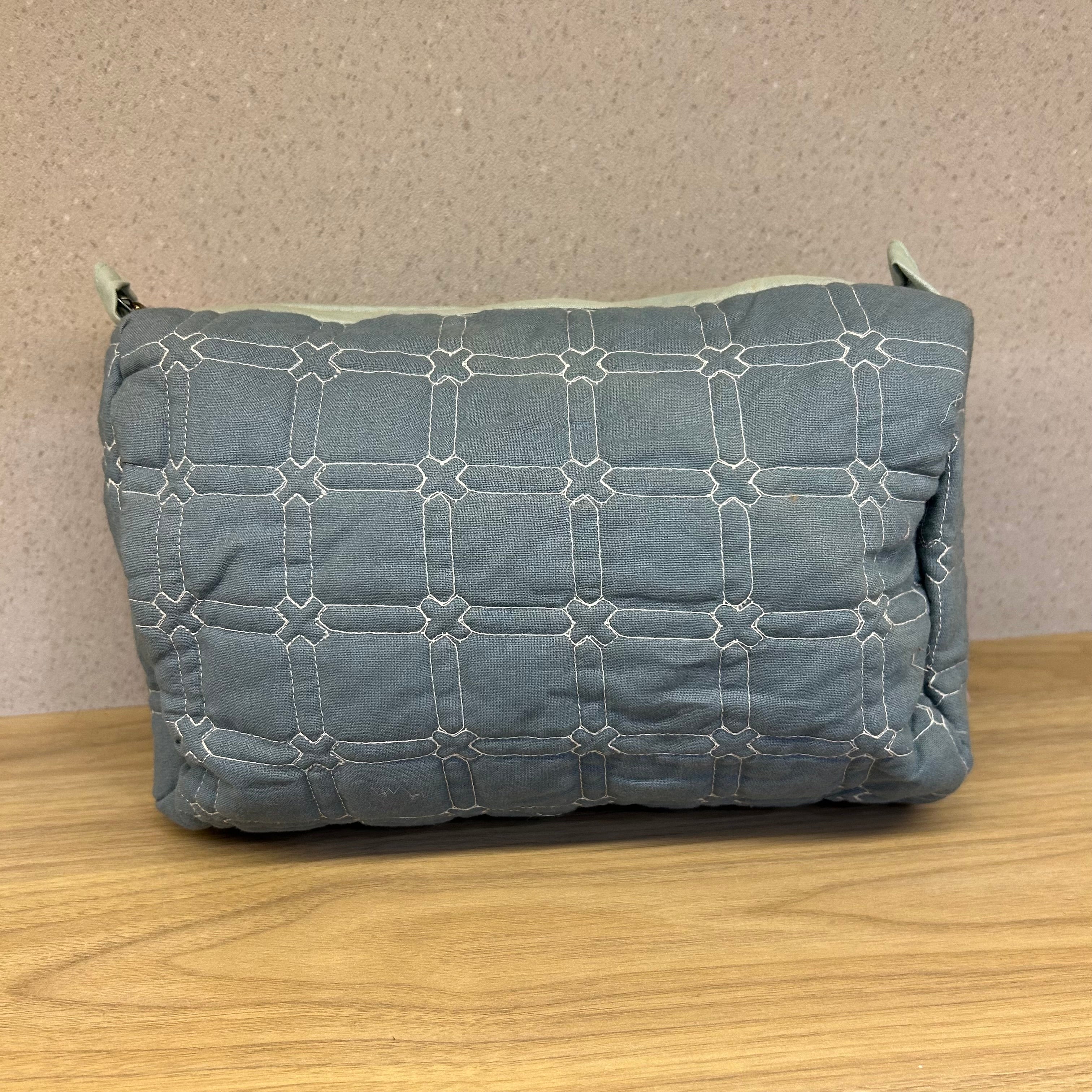 Sadyaska Teal Cotton ed Wedding Jewelry Pouch / Cosmetic / Make Up Case Multifunction Storage 1 Pcs Quilt