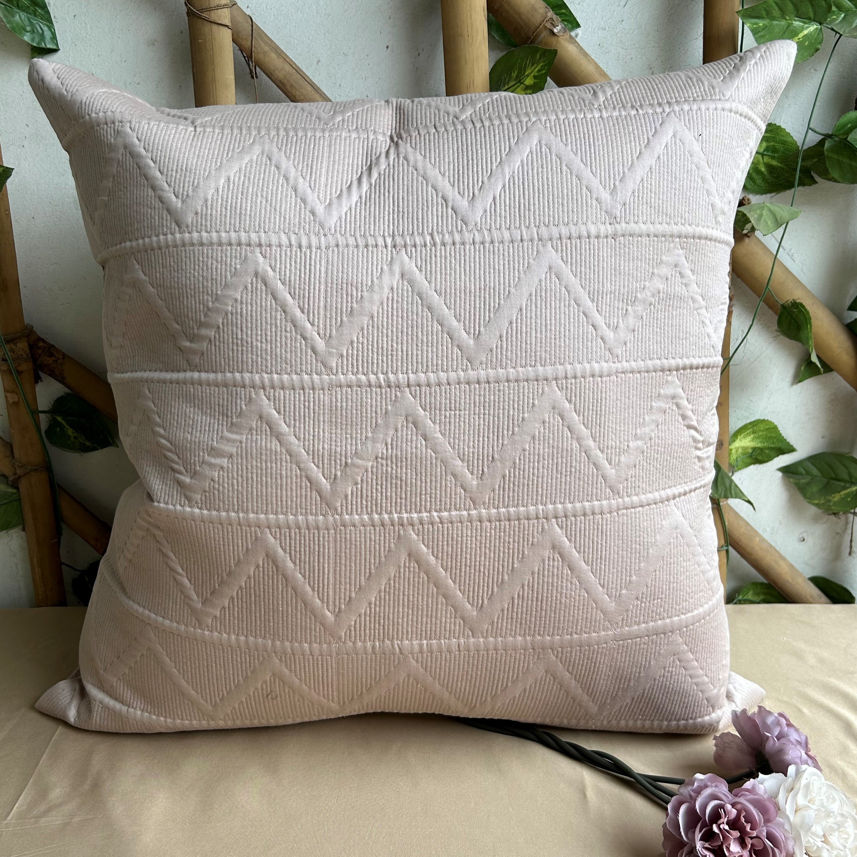 Sadyaska Trigon Buff Quilted Cotton 1 Pcs Euro Sham