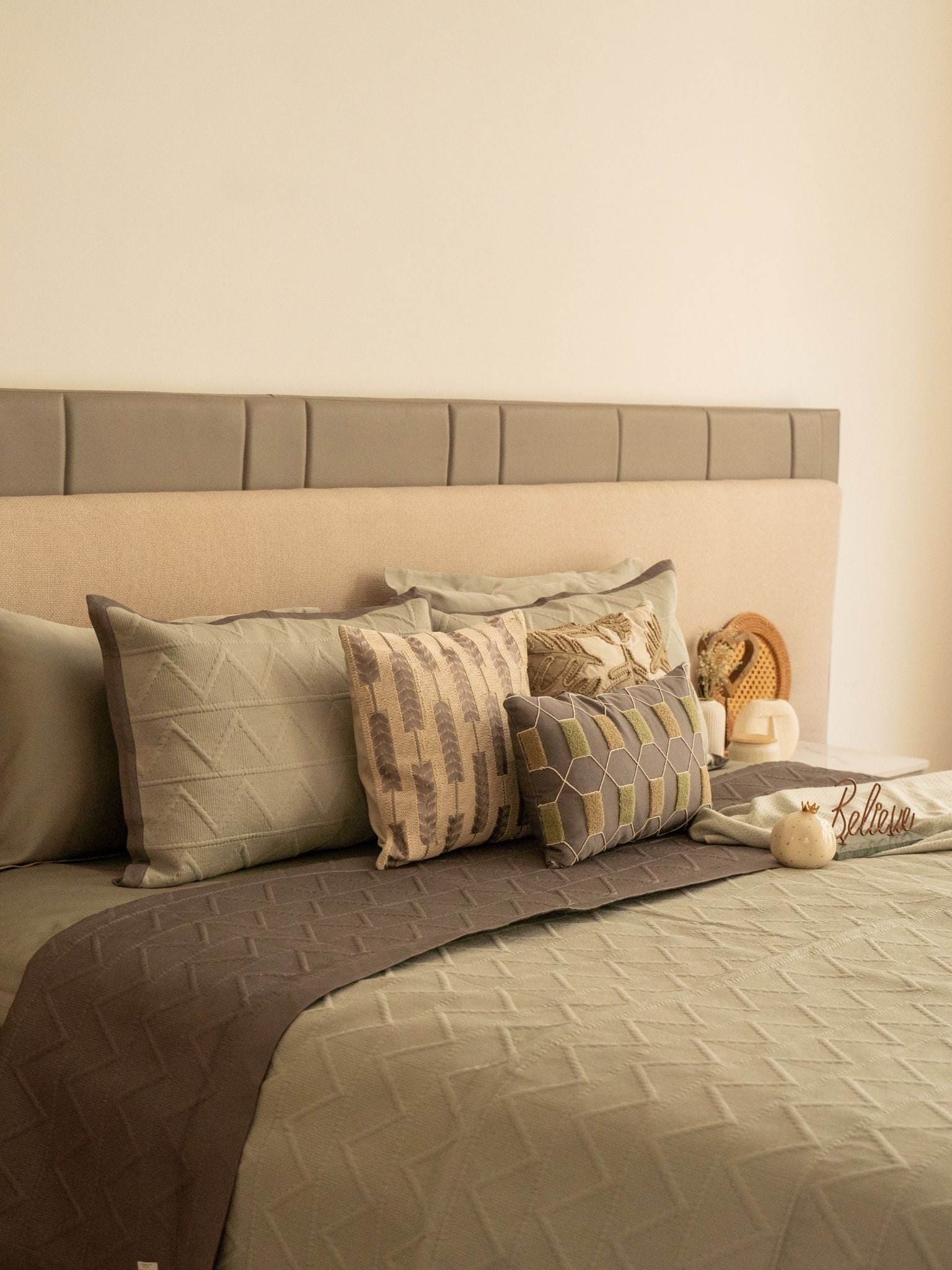 Sadyaska Trigon Sage Green and Dark Grey 300TC Cotton 10 Pcs Bedding Set