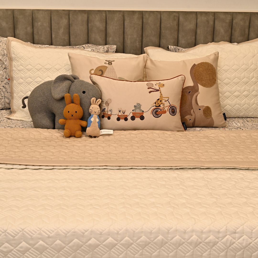 Sadyaska Wild Wonders Oats Beige and Ivory Kids 10 Pcs Bedding Set
