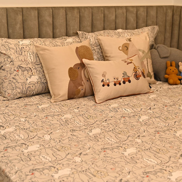 Sadyaska Wild Wonders Oats Beige and Ivory Kids 10 Pcs Bedding Set