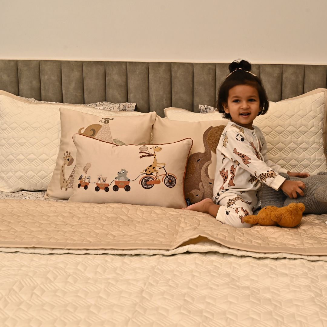 Sadyaska Wild Wonders Oats Beige and Ivory Kids 10 Pcs Bedding Set