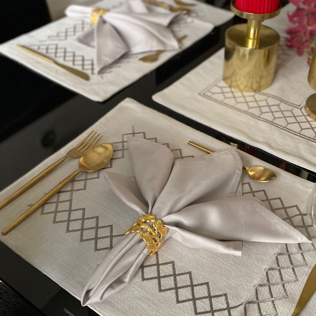 Sadyaska Zigzag Grey Set 13 Pcs Table Linen