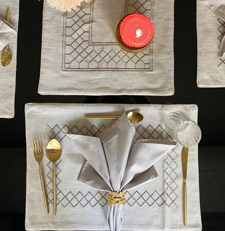 Sadyaska Zigzag Grey - Set of 2 Placemats & 2 Napkins 1 Pcs Table Linen