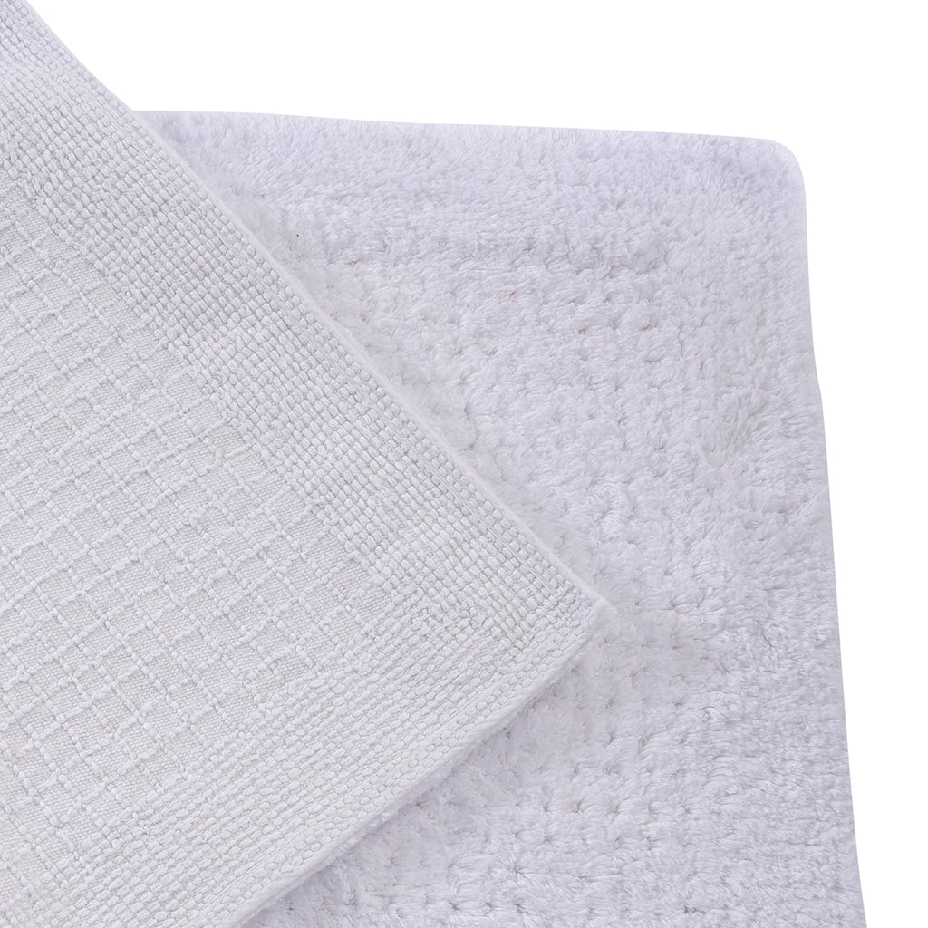 Ecolux Luxuriously soft and highly absorbent White Bath Mat