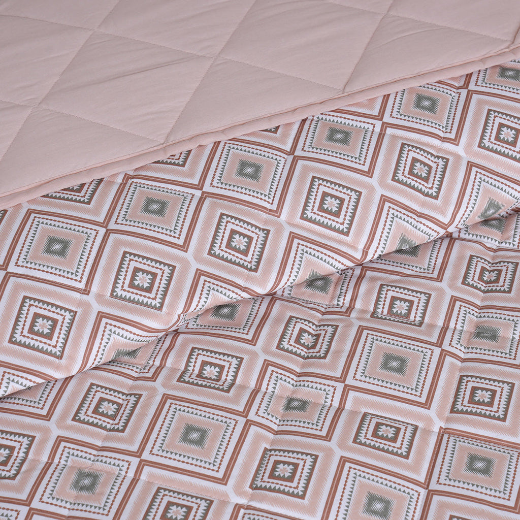 Sensory Bloom Jude 4 pcs Peach Quilt Set