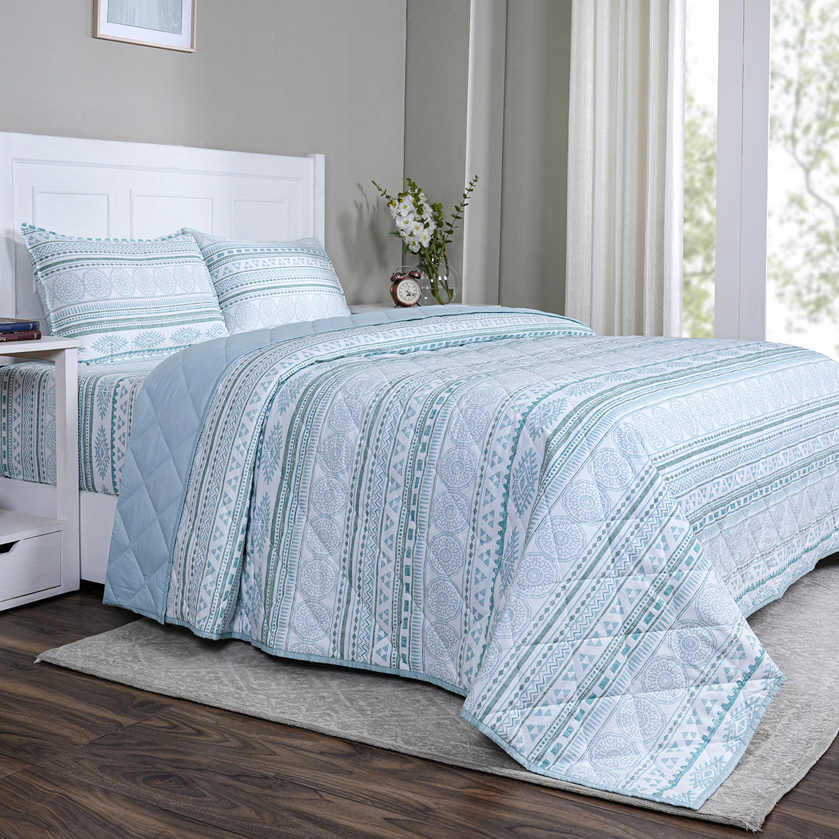 Sensory Bloom Allegra 4 pcs Blue Quilt Set