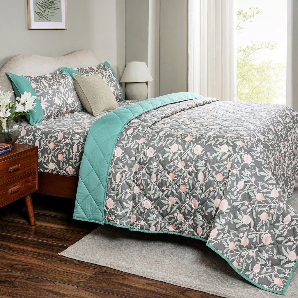Sensory Bloom Granada 4 pcs Green Quilt Set