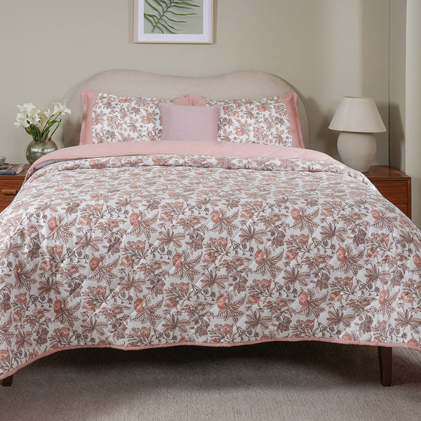 Sensory Bloom Fruity Foliage 4 pcs Pink Quilt Set