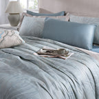 Classical Ornate Baroque Feathering 8pcs Duvet Cover Set Blue