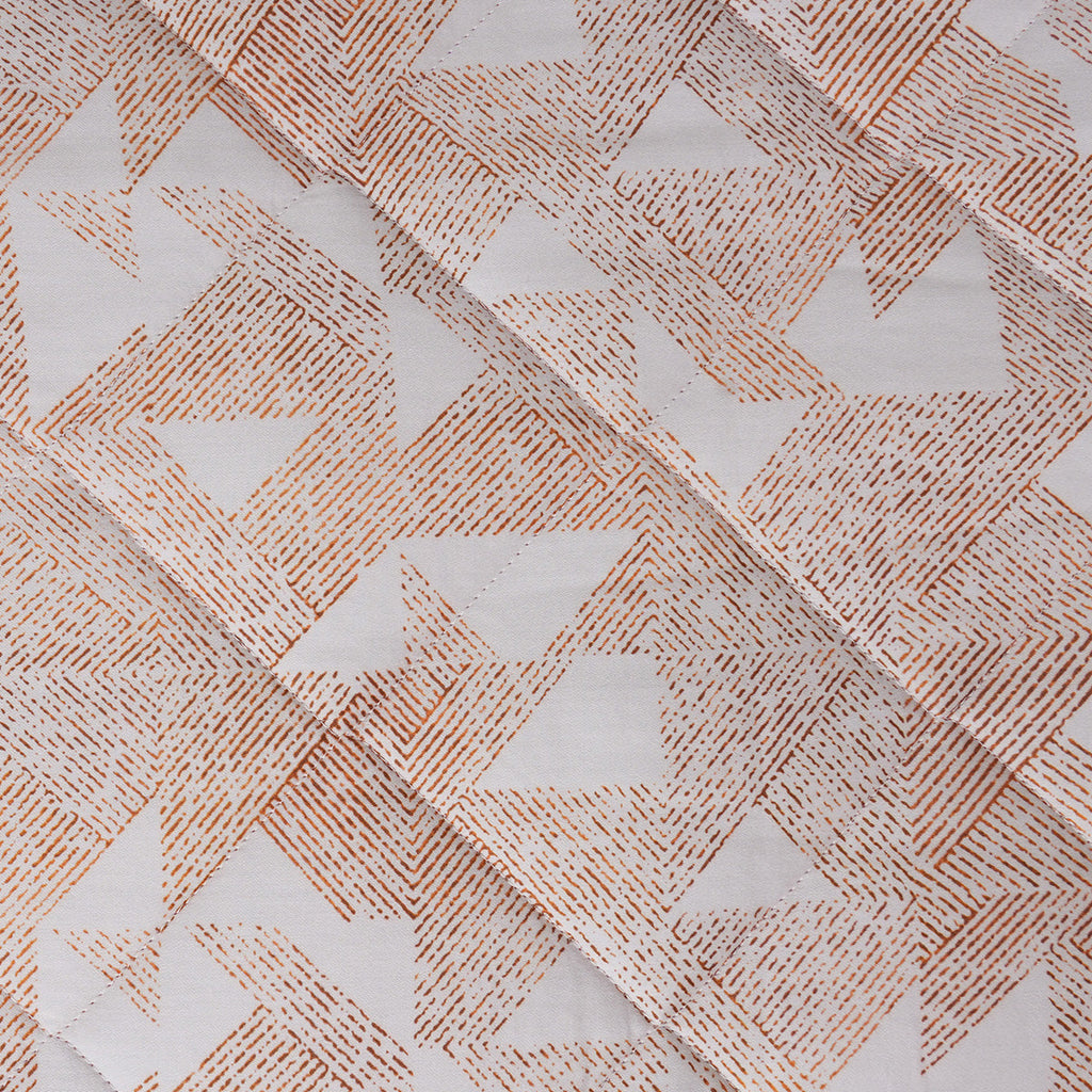 Eclectic Geo Triangle Rust 8pcs Quilt/Quilted Bed Cover