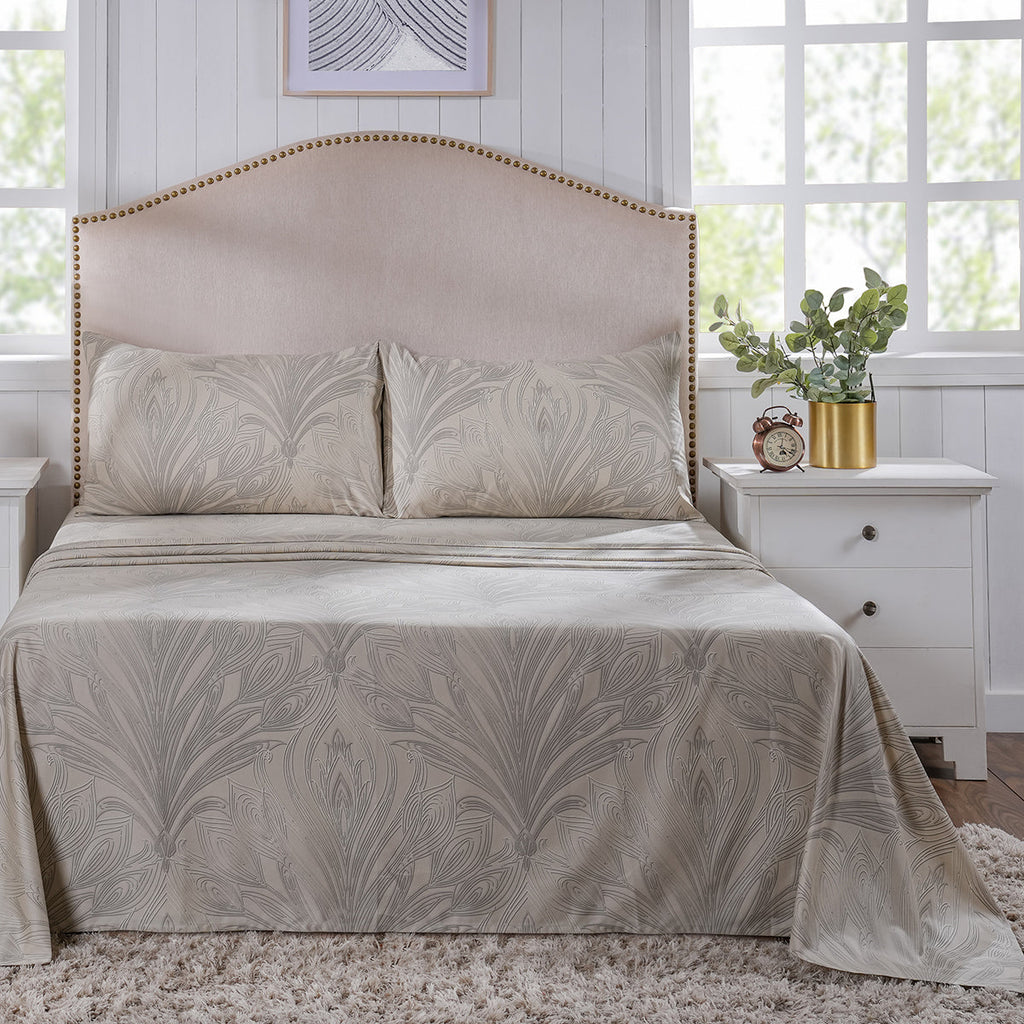 Classical Ornate Baroque Feathering Bed Sheet with Pillow Case Neutral