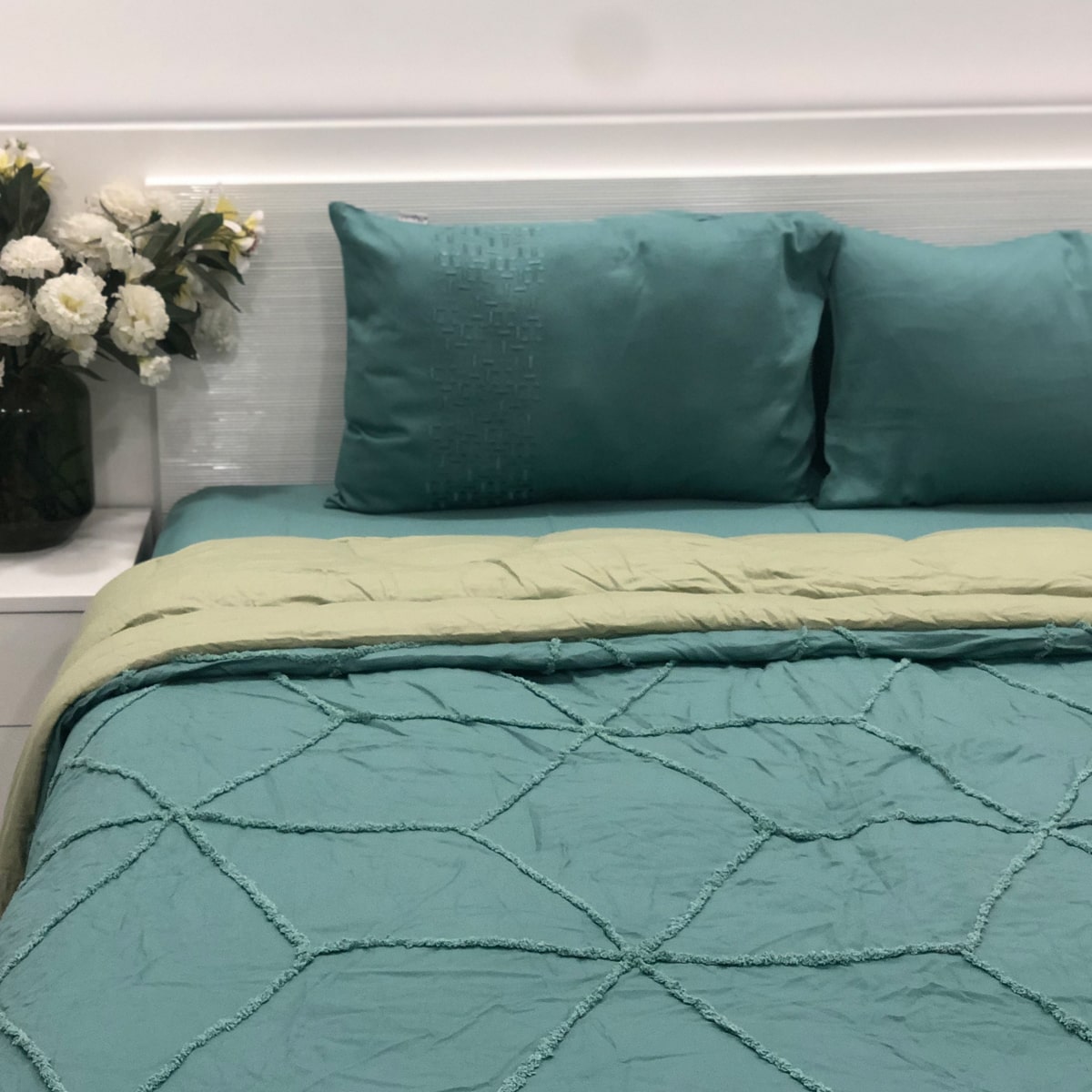 Sadyaska Tufted Double Bed Cotton Turquoise Reversible 1 Pcs Quilt