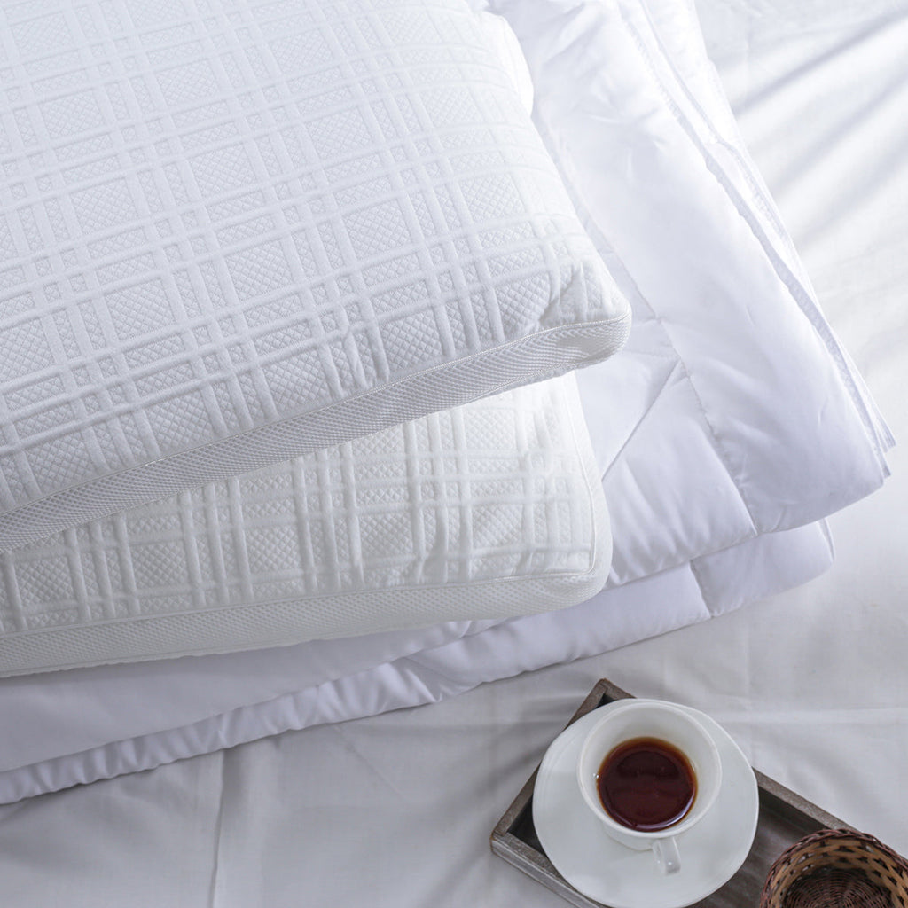 Skin-friendly fabric and posture supporting contour white Pillow