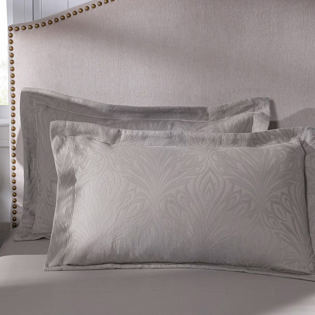Classical Ornate Acorus Bliss Pillow Sham Set Neutral