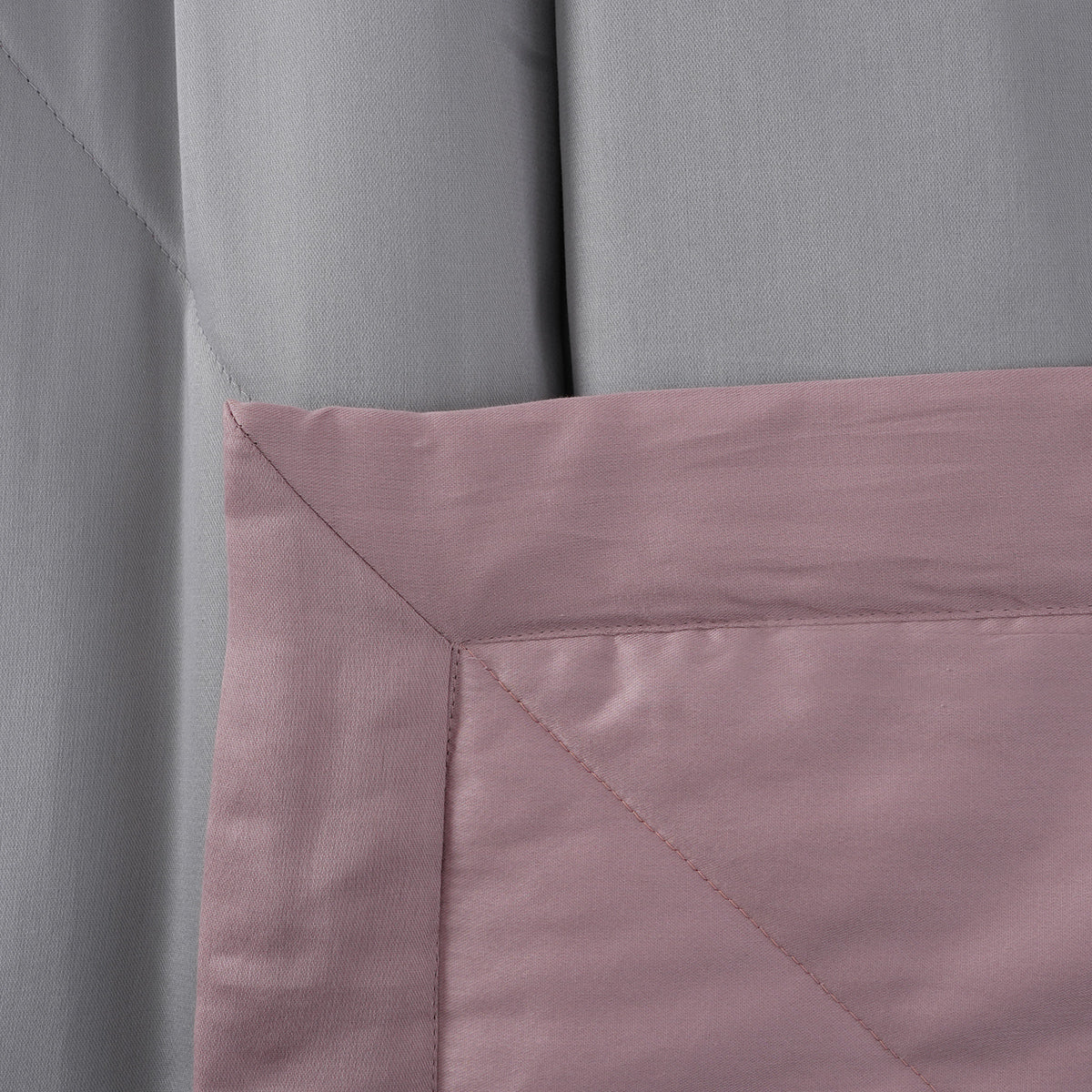 Selwyn Reversible Summer AC Quilt/Quilted Bed Cover/Comforter Misty Rose/Flint Grey Quilt