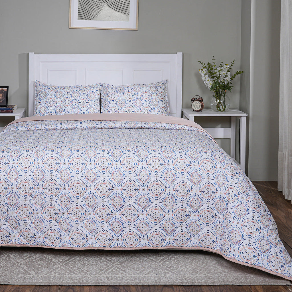Hermosa Sensory Bloom Avery Quilt Blue