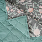 Sensory Bloom Granada extremely Cozy Green Quilt