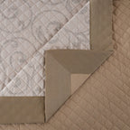 Classical Ornate Seamless Scroll Quilt/Quilted Bed Cover Gold